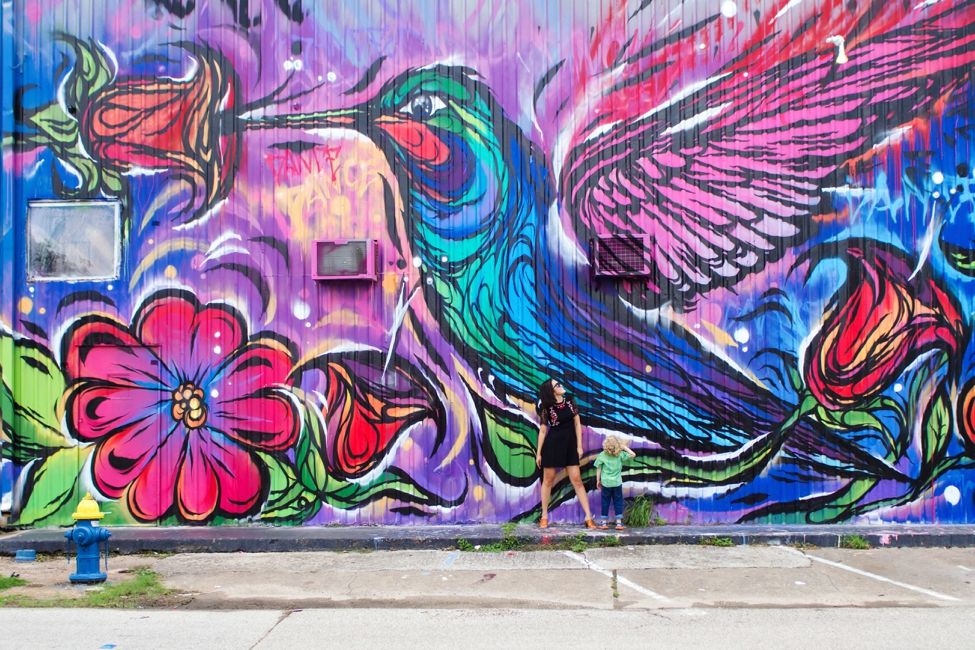 Hummingbird mural---Frenetic Theater, 5102 Navigation Blvd ...